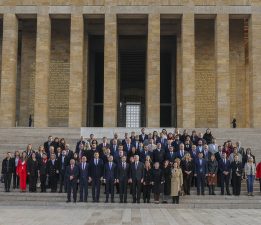 Cumhuriyet Halk Partisi Heyeti Anıtkabir’de…