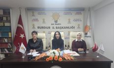 AK PARTİ BURDUR KADIN KOLLARI’NDAN 25 KASIM KADINA YÖNELİK ŞİDDETE KARŞI BASIN AÇIKLAMASI