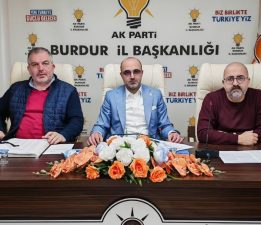 AK Parti Burdur İl Yönetimi haftalık toplantısını gerçekleştirdi