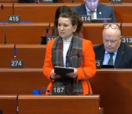 Gökçe Gökçen, AKPM Kış Oturumunda Ekrem İmamoğlu’nun Diplomasını Anlattı