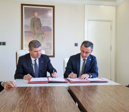 Senir Suyu Projesi’nde yer teslimi yapıldı