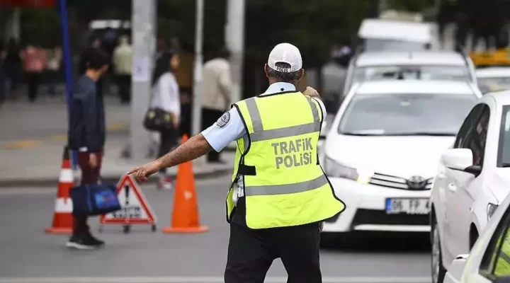 Trafikte yeni dönem başlıyor İhlallere rekor cezalar