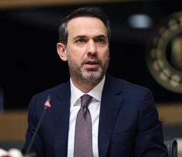 Alparslan Bayraktar duyurdu! “Türkiye Azerbaycan’dan 33 milyar metreküplük doğal gaz alacak”