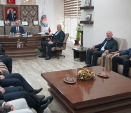 BAŞKAN YAVAŞ’TAN BAŞKAN KEYİK’E ZİYARET