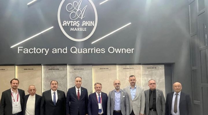 BAŞKAN YUSUF KEYİK’TEN İZMİR MERMER FUARINDA ÜYELERİNE DESTEK