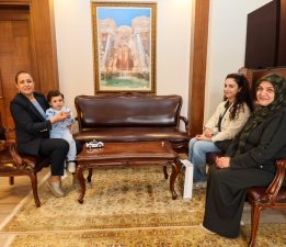 VALİ TÜLAY BAYDIR BİLGİHAN’A ANLAMLI ZİYARET