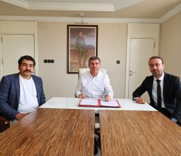 BAŞKAN ERCENGİZ İŞ BİRLİĞİ PROTOKOLÜNÜ İMZALADI