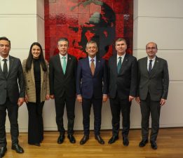 BURDUR CHP’Lİ BAŞKANLAR ANKARA’DA BELEDİYE BAŞKANLARI BULUŞMASINA KATILDILAR