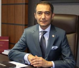 CHP ESKİŞEHİR MİLLETVEKİLİ CEMAL OKAN YÜKSEL AZ ÖNCE AÇIKLAMALARDA BULUNDU VE PARTİSİNİ ARINMAYA DAVET ETTİ.