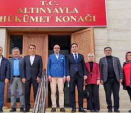 ÖZBOYACI’DAN ALTINYAYLA KAYMAKAMI HATİPOĞLU’NA ZİYARET