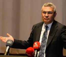 “Oğuz Kaan Salıcı: ‘Benim Tarafım CHP’dir, Partimin Yanındayım’”